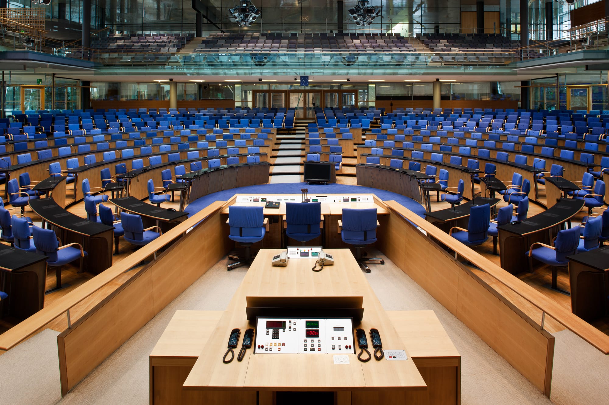 shschroeder-worldconferencecenterbonn8